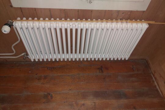 Radiator Büro Breite.jpg